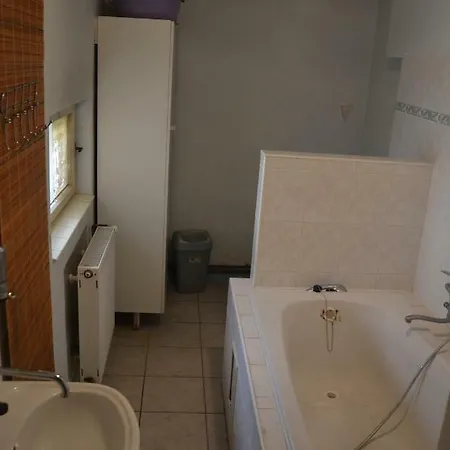 بيت للعطل Kinghouse