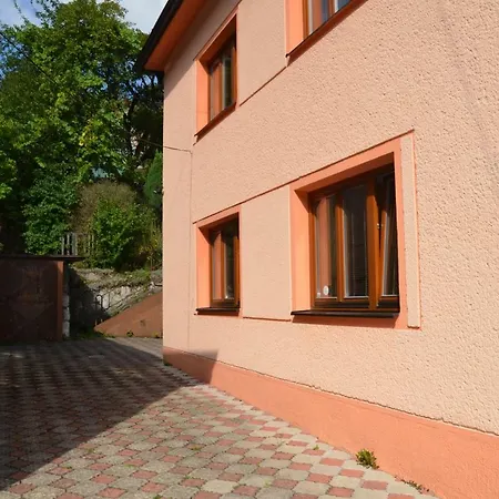 بيت للعطل Kinghouse Trenčianske Teplice