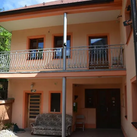 بيت للعطل Kinghouse Trenčianske Teplice